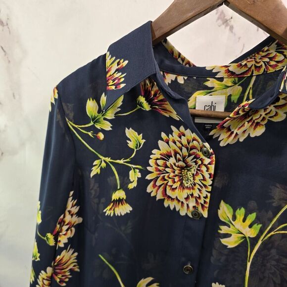 CAbi Shirt Womens Small Blouse Navy Blue Daisy Floral Button Up 3250 - Picture 2 of 14